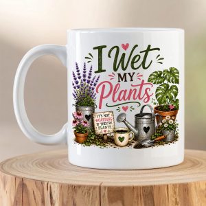 I Wet My Plants funny gardening mug with botanical artwork